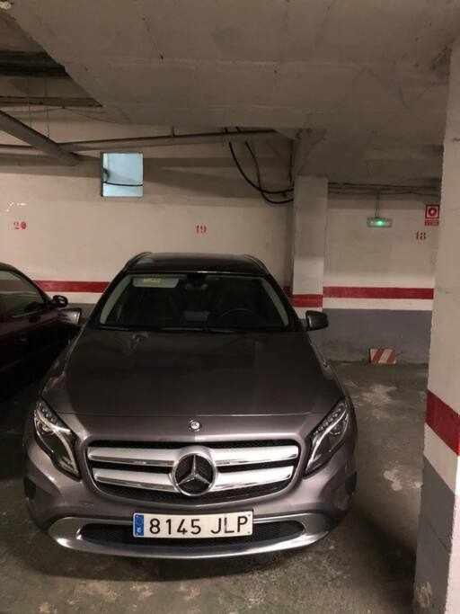Aym Place Santa Cruz Parking incluido ALTO MAX 1,80M Sevilla Exterior foto
